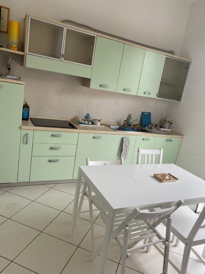 Apartamento Vittoria Marina Di Пиетрасанта Екстериор снимка